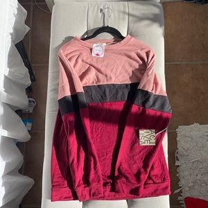 Long sleeve crew neck